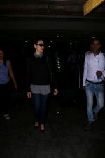 Karisma Kapoor Spotted At Airport Returns From IIFA on 18th July 2017